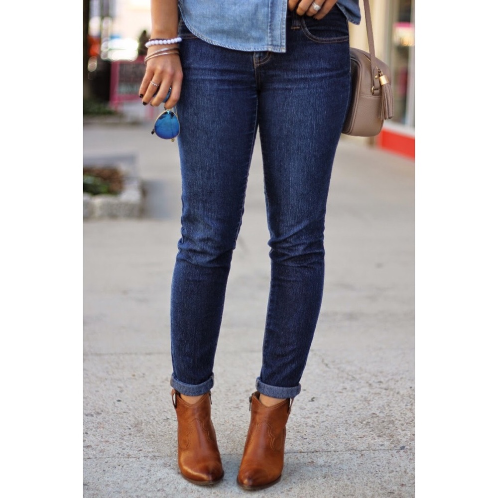 Frye Reina Genuine Leather Cute Ash Ankle Booties - Picture 2 of 16